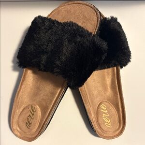 Aerie Cozy Faux Fur Slip Slides Black NWT